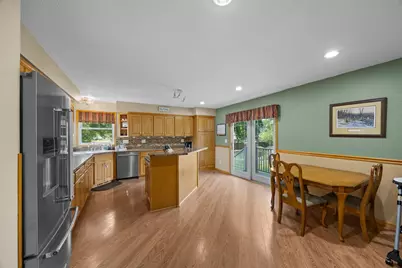 720 W 2nd Street, Rush City, MN 55069 - Photo 7