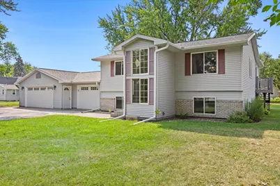 720 W 2nd Street, Rush City, MN 55069 - Photo 3