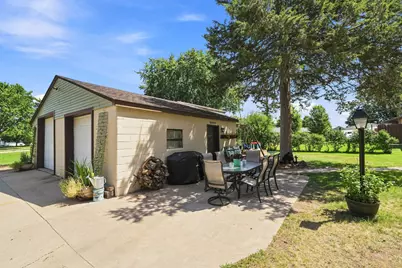 201 N Linden Street, Belle Plaine, MN 56011 - Photo 27
