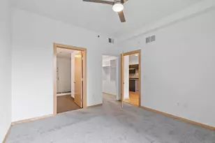 1240 S 2nd St, Minneapolis, MN 55415 - Photo 15