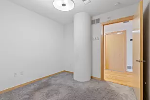 1240 S 2nd St, Minneapolis, MN 55415 - Photo 21
