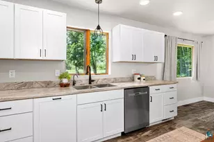 5025 Reid Rd, Duluth, MN 55803 - Photo 15