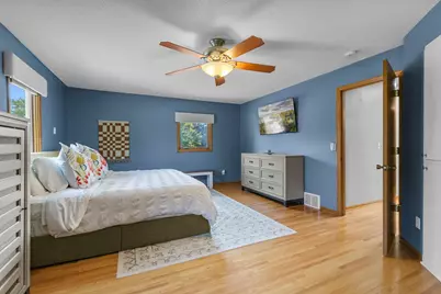 4517 Orchard Avenue N, Robbinsdale, MN 55422 - Photo 31