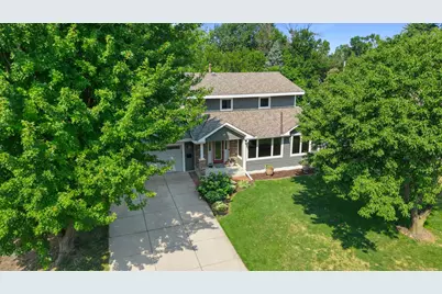 4517 Orchard Avenue N, Robbinsdale, MN 55422 - Photo 5
