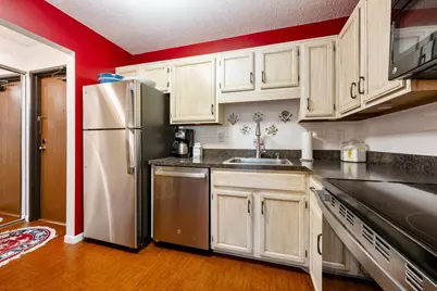 1800 Riverwood Drive #301, Burnsville, MN 55337 - Photo 5