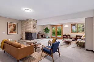 401 Mission Road W, Bloomington, MN 55420 - Photo 27
