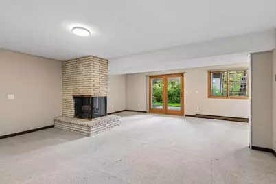 401 Mission Road W, Bloomington, MN 55420 - Photo 27