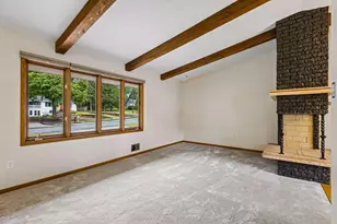 401 Mission Road W, Bloomington, MN 55420 - Photo 5