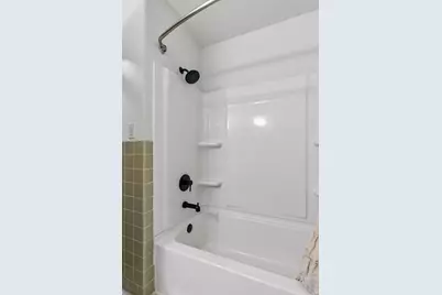 401 Mission Road W, Bloomington, MN 55420 - Photo 25