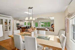 5220 Maddox Ln, Edina, MN 55436 - Photo 9