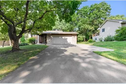 13 Woodcrest Drive, Circle Pines, MN 55014 - Photo 3