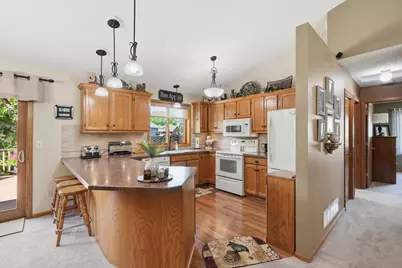 10760 Kumquat Street NW, Coon Rapids, MN 55448 - Photo 9