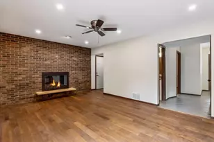 1086 Carlton Dr, Shoreview, MN 55126 - Photo 27