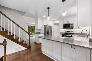 1086 Carlton Dr, Shoreview, MN 55126 - Photo 21