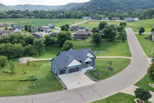 166 Rimrock Rd, Rollingstone, MN 55969 - Photo 37