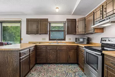 6521 Kurtz Lane, Eden Prairie, MN 55346 - Photo 11