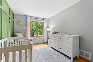 10359 Huntington Dr, Eden Prairie, MN 55347 - Photo 19