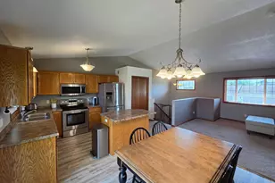 316 Jefferson Ln, Saint Joseph, MN 56374 - Photo 7