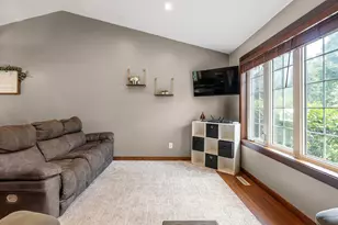 2040 Greenwood Dr, Owatonna, MN 55060 - Photo 5