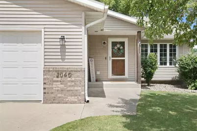 2040 Greenwood Drive, Owatonna, MN 55060 - Photo 3