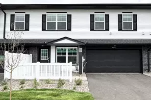 5355 Long Pointe Pass, Woodbury, MN 55129 - Photo 1