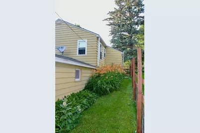 319 W Douglas Avenue, Fergus Falls, MN 56537 - Photo 29
