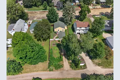 319 W Douglas Avenue, Fergus Falls, MN 56537 - Photo 41