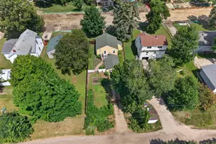 319 W Douglas Ave, Fergus Falls, MN 56537 - Photo 41