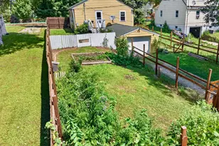 319 W Douglas Ave, Fergus Falls, MN 56537 - Photo 3