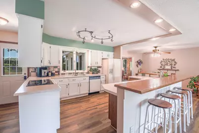 944 Longview Drive, Saint Cloud, MN 56304 - Photo 9