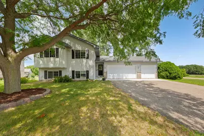 2206 W Hill Street, Faribault, MN 55021 - Photo 1