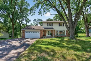 15521 Wing Lake Dr, Minnetonka, MN 55345 - Photo 1