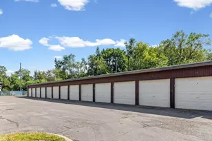 6007 W Broadway Ave, New Hope, MN 55428 - Photo 23