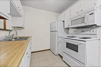 6007 W Broadway Avenue #303, New Hope, MN 55428 - Photo 11