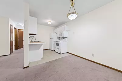 6007 W Broadway Avenue #303, New Hope, MN 55428 - Photo 3