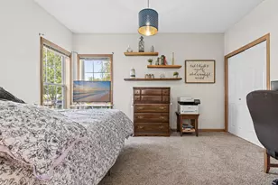 408 Holly Ln N, Oakdale, MN 55128 - Photo 27