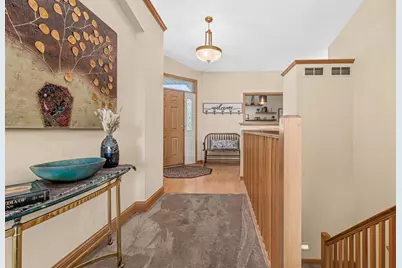 408 Holly Lane N, Oakdale, MN 55128 - Photo 21