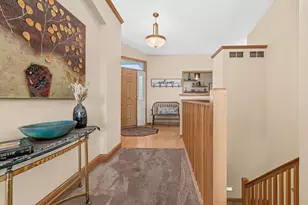 408 Holly Ln N, Oakdale, MN 55128 - Photo 21