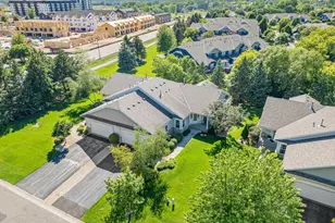 408 Holly Ln N, Oakdale, MN 55128 - Photo 47