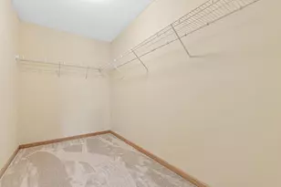 408 Holly Ln N, Oakdale, MN 55128 - Photo 31