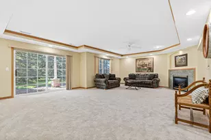 408 Holly Ln N, Oakdale, MN 55128 - Photo 35