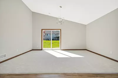 301 Gateway Parkway, Osceola, WI 54020 - Photo 11