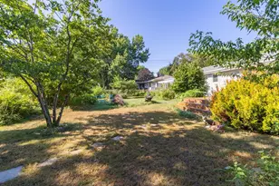 2842 Marion St, Roseville, MN 55113 - Photo 33