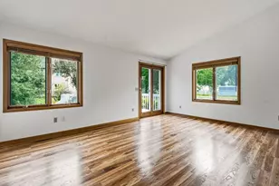 1930 Meadow Ln, Eau Claire, WI 54701 - Photo 3