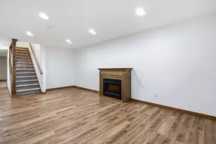 1930 Meadow Ln, Eau Claire, WI 54701 - Photo 17