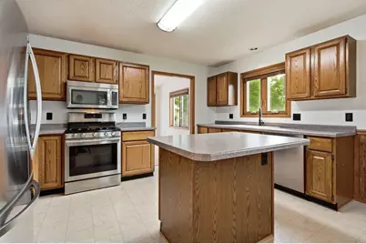 1930 Meadow Lane, Eau Claire, WI 54701 - Photo 9