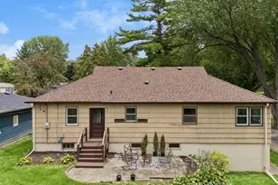 2417 Parkview Blvd, Golden Valley, MN 55422 - Photo 23