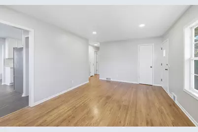5029 53rd Avenue N, Crystal, MN 55429 - Photo 5