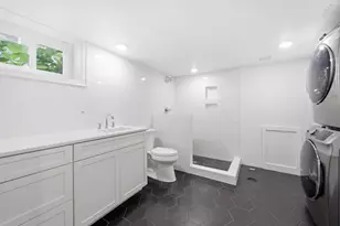 1258 2nd St N, Fargo, ND 58102 - Photo 33