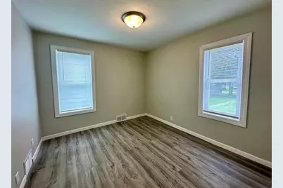 521 5th Avenue E, Alexandria, MN 56308 - Photo 9